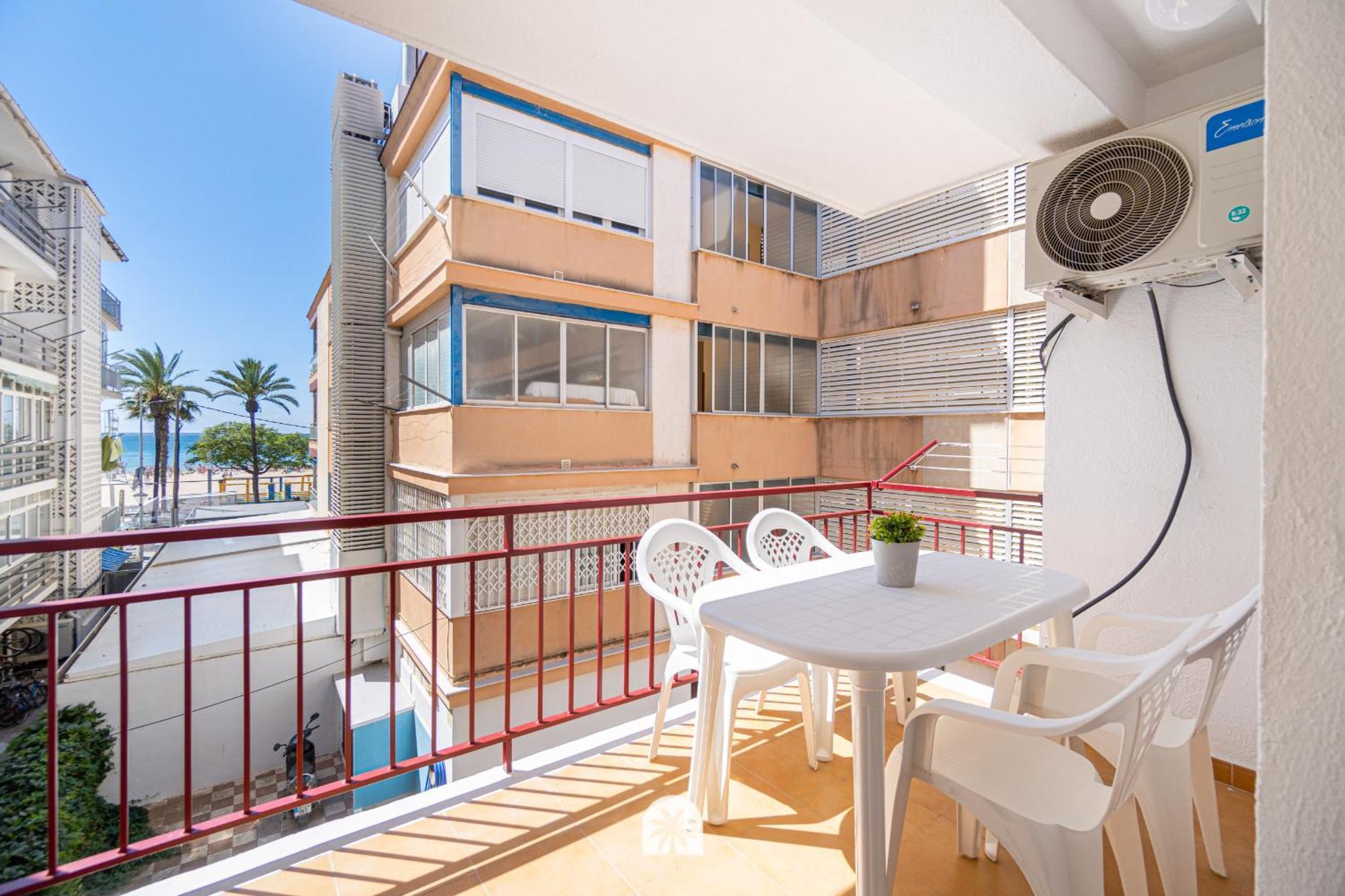 Mediterranean Way - Relax Cambrils Bagian luar foto